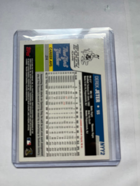 2006 Topps Pre-owned Derek Jeter Baseball  Card