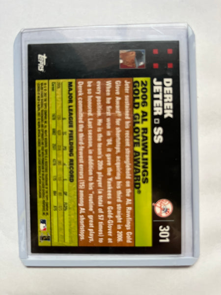 2007 Topps Pre-owned Derek Jeter Baseball Card