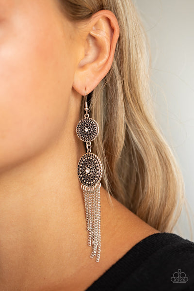 Paparazzi Medallion Mecca White Earrings