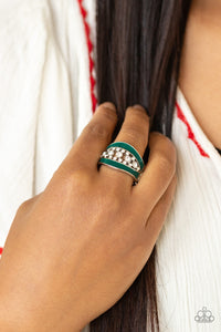 Paparazzi Trending Treasure - Green Ring