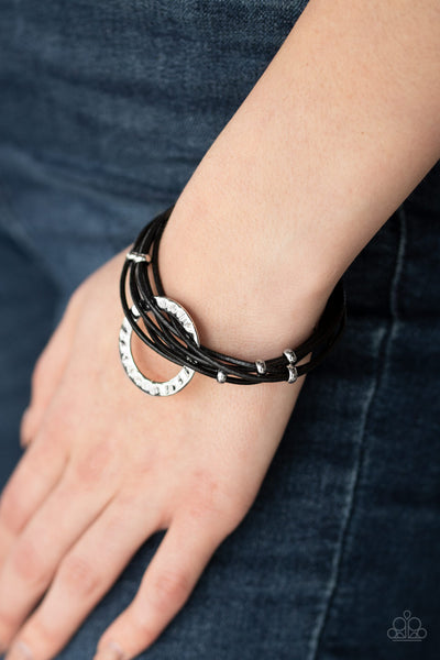 Paparazzi Magnetic Muse - Black Bracelet