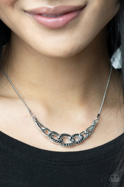 Paparazzi KNOT In Love - Black Necklace