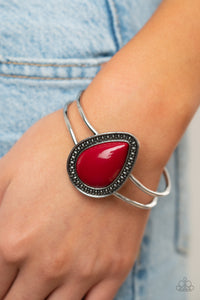 Paparazzi Over the Top Pop Red Bracelet