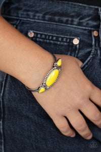 Paparazzi Tribal Trinket - Yellow Bracelet