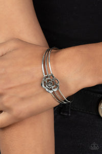 Paparazzi Rosy Repose - Silver Bracelet