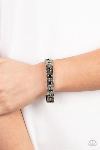 Paparazzi Venetian Valentine - Green Bracelet