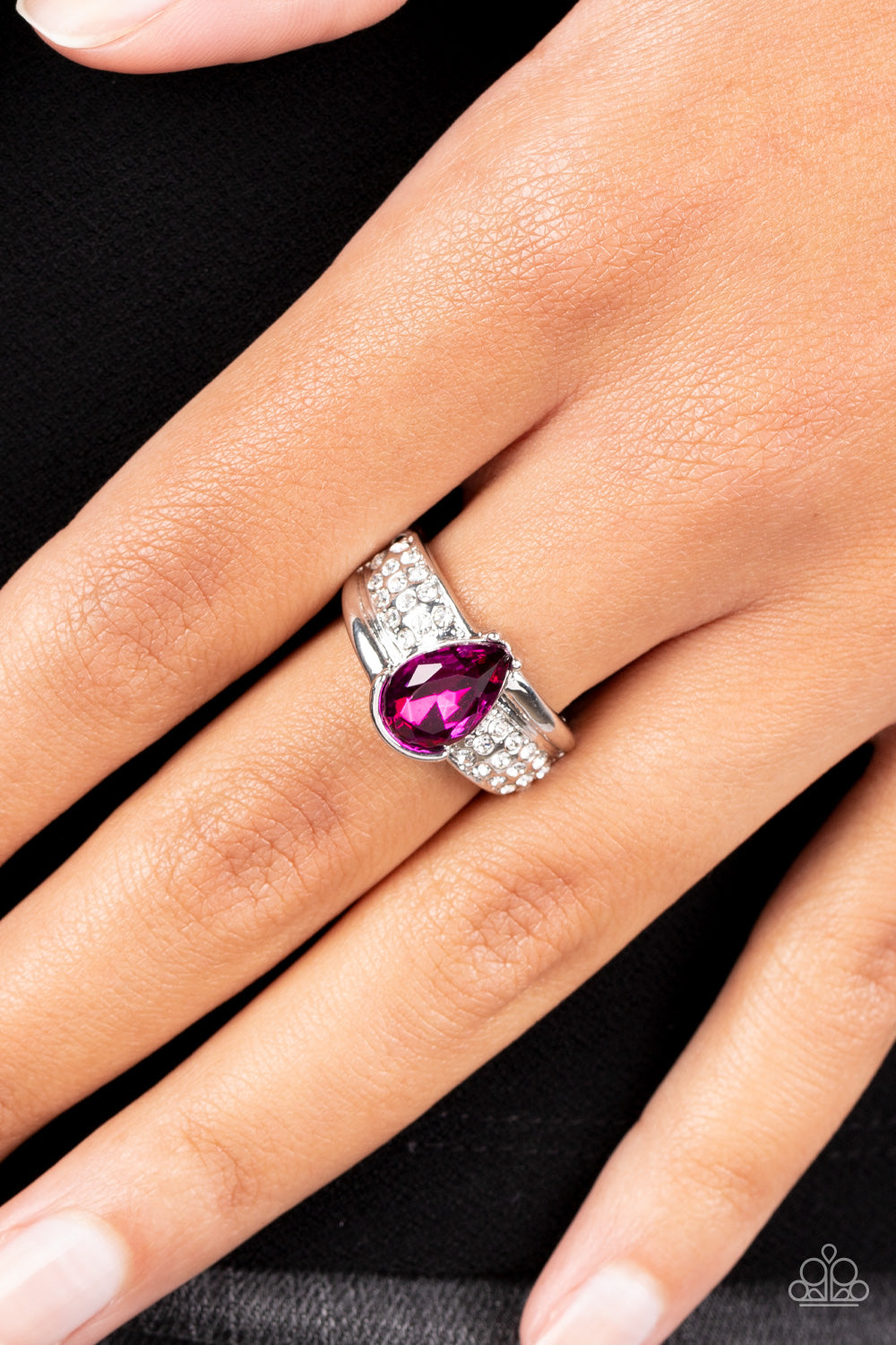 Paparazzi Dive Into Oblivion Pink Ring
