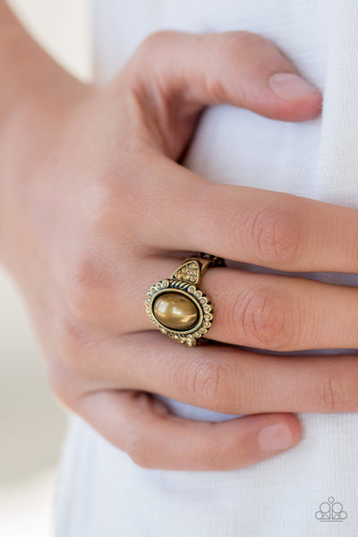 Paparazzi Pearl Party - Topaz Brass Ring