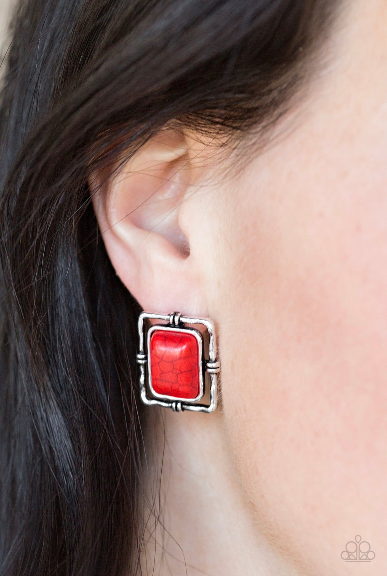 Paparazzi Center STAGECOACH - Red Earrings