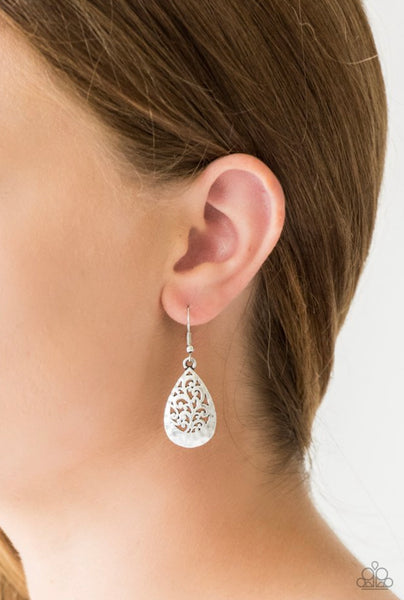 Paparazzi New Nouveau - Silver Earrings