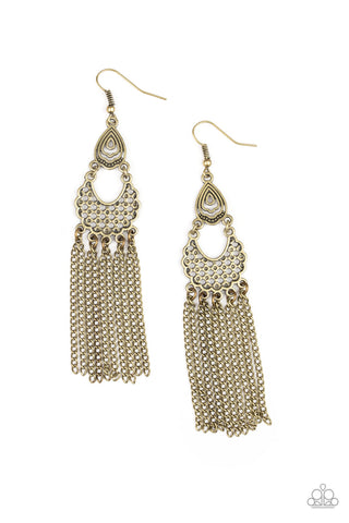 Paparazzi Insane Chain - Brass Earrings