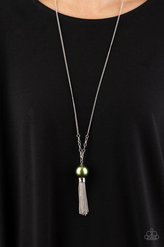 Paparazzi Belle of the BALLROOM Green Necklace
