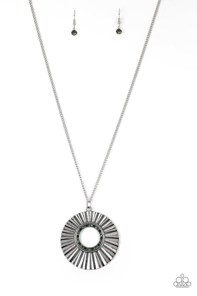 Paparazzi Chicly Centered Multi Necklace