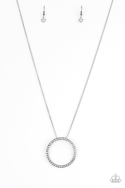 Paparazzi Center of Attention Black Necklace