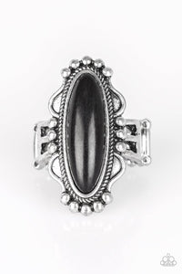 Paparazzi Leave No Trace Black Ring