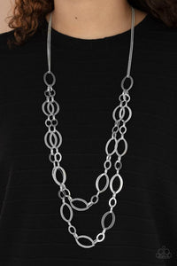 Paparazzi The OVAL-achiever Silver Necklace