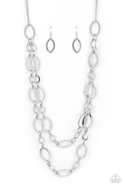 Paparazzi The OVAL-achiever Silver Necklace
